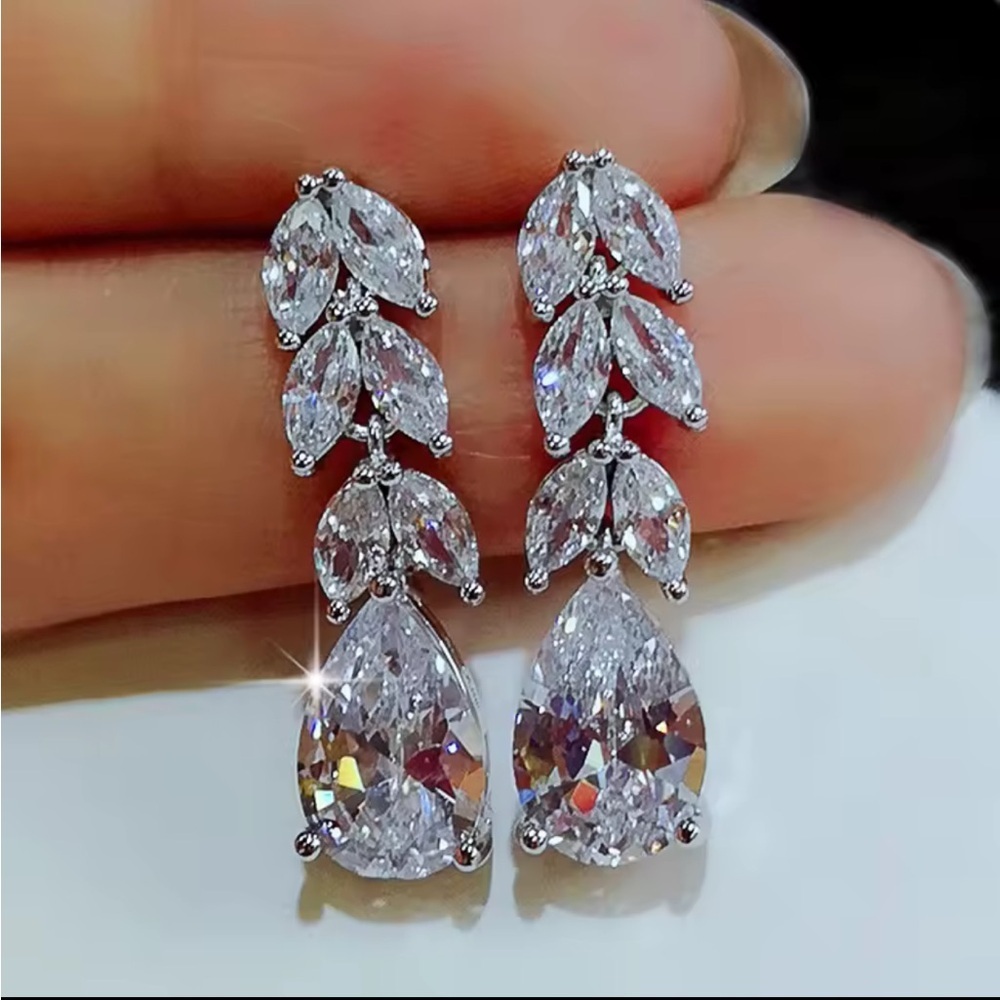 Sparkling Silver Crystal Drop Earrings